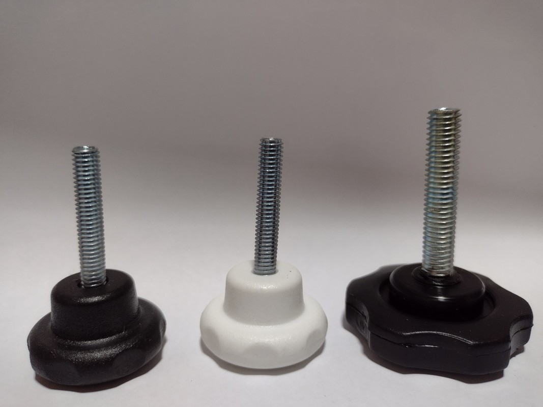 Stelujuce stopice M16